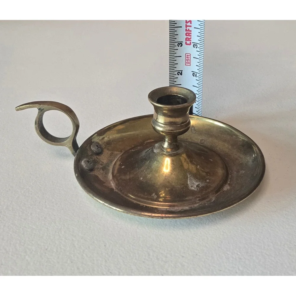 Vintage Brass Chamberstick Finger Handle Taper Candle Holder Colonial Decor
